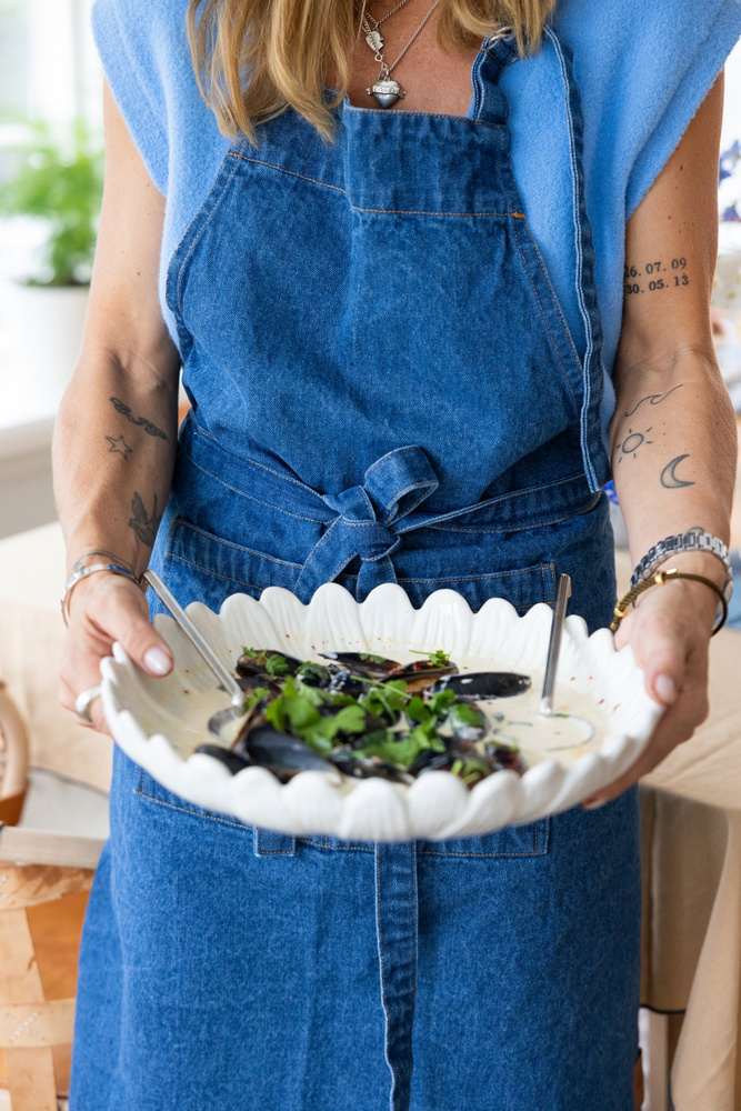 Aprons in Scandinavian design – kitchen aprons & grill aprons from
